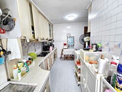 Blk 634 Hougang Avenue 8 (Hougang), HDB Executive #517563341
